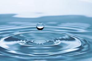Drop of water 578897 640